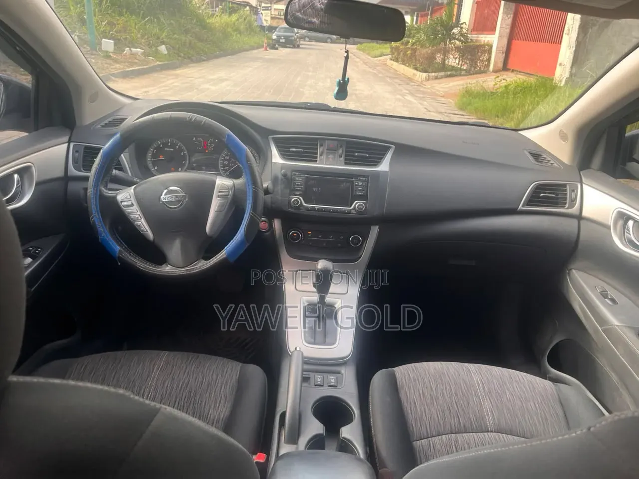 Nissan Sentra SV 4dr Sedan (1.8L 4cyl CVT) 2014 Black