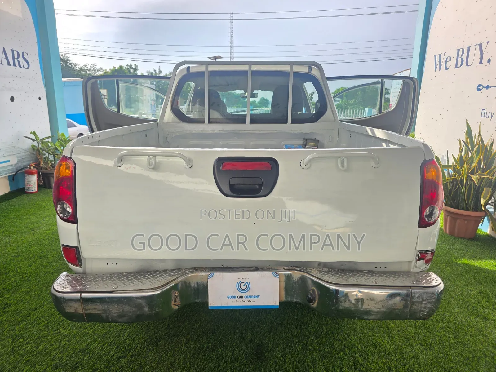 Mitsubishi L200 2013 White