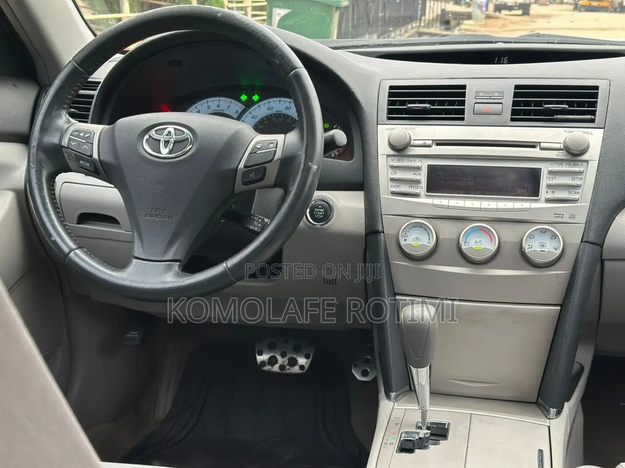 Toyota Camry SE 4dr Sedan (2.5L 4cyl 6AM) 2010 Gray