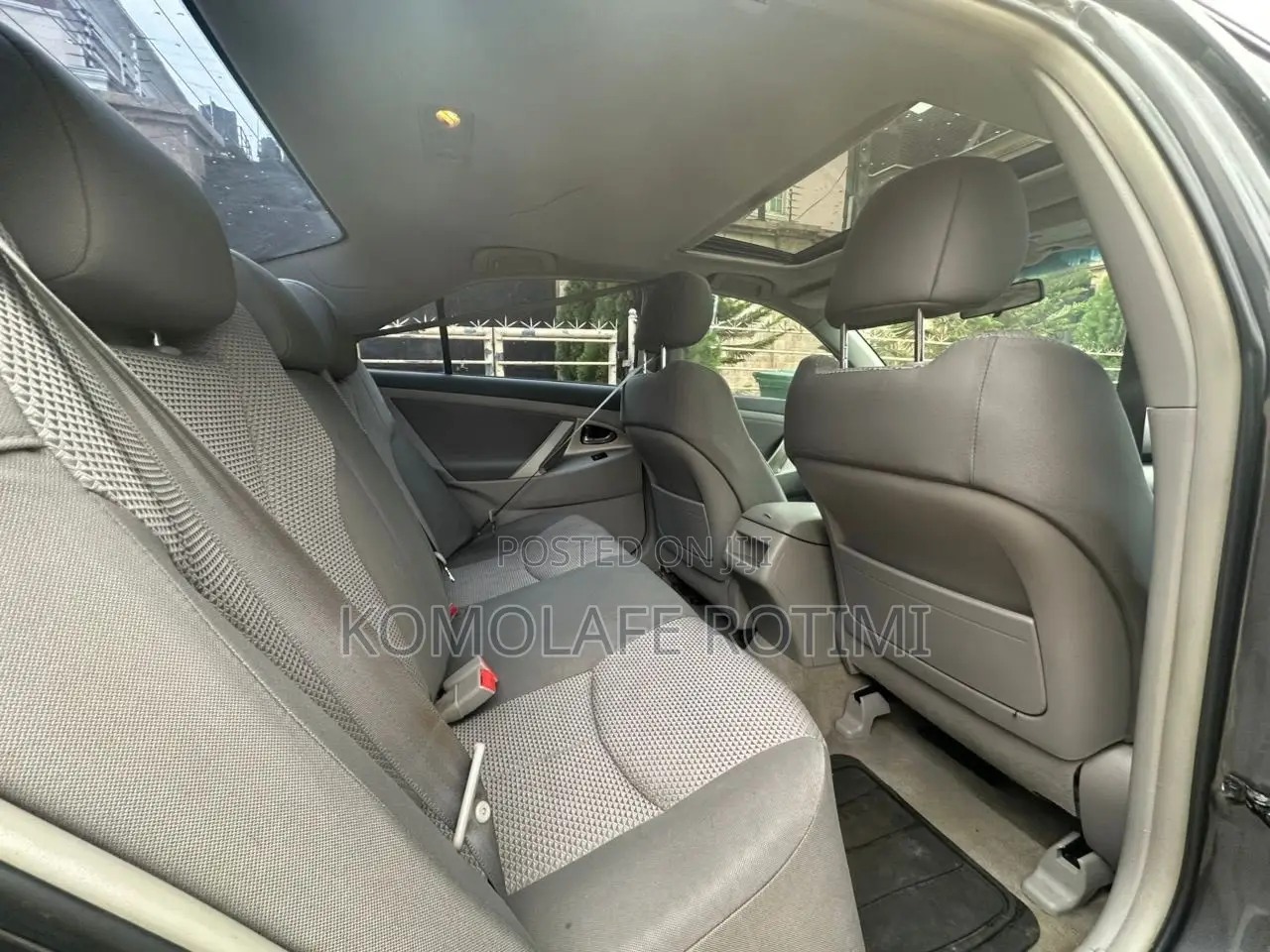 Toyota Camry SE 4dr Sedan (2.5L 4cyl 6AM) 2010 Gray
