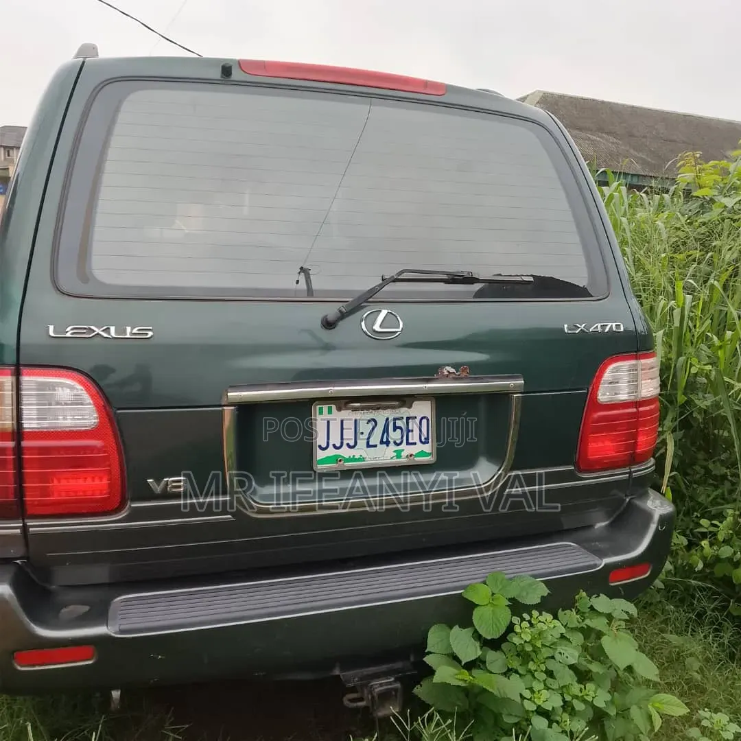 Lexus LX 470 AWD 2002 Green