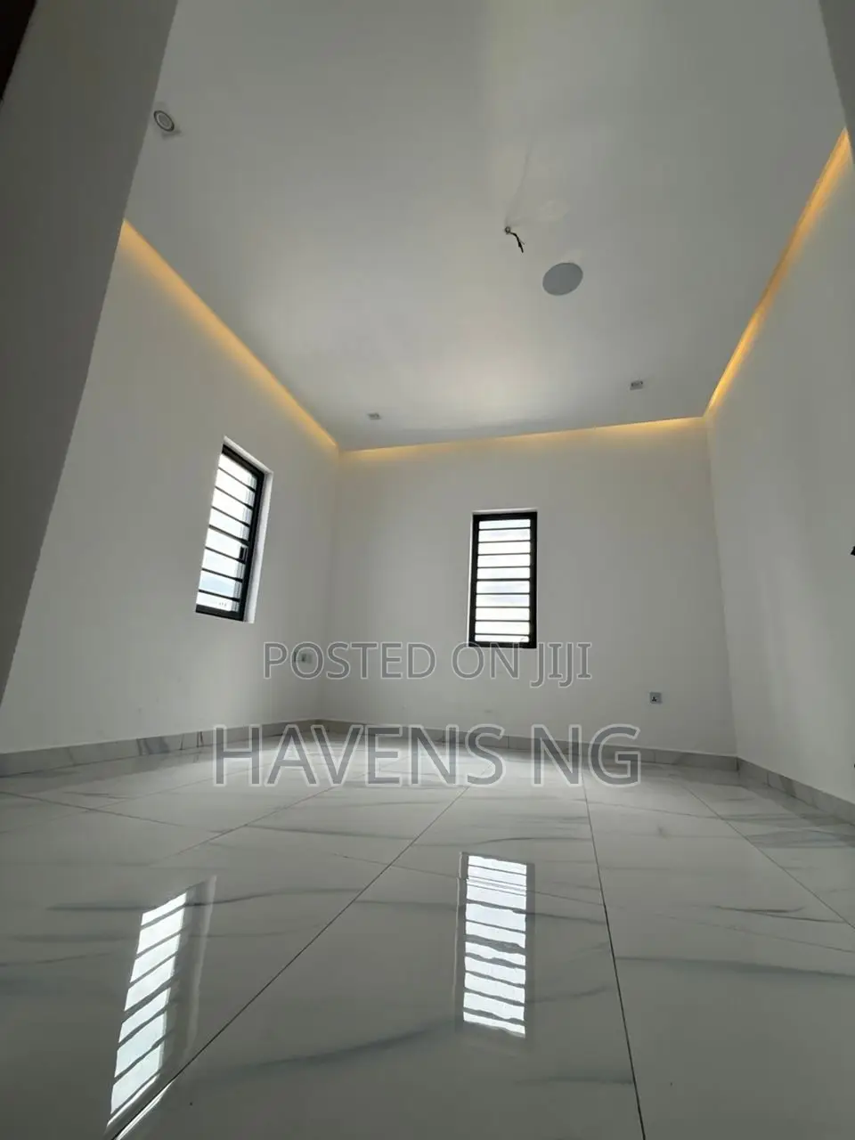 4bdrm Duplex in Obio-Akpor for sale