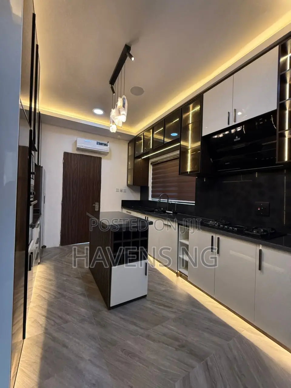 4bdrm Duplex in Obio-Akpor for sale