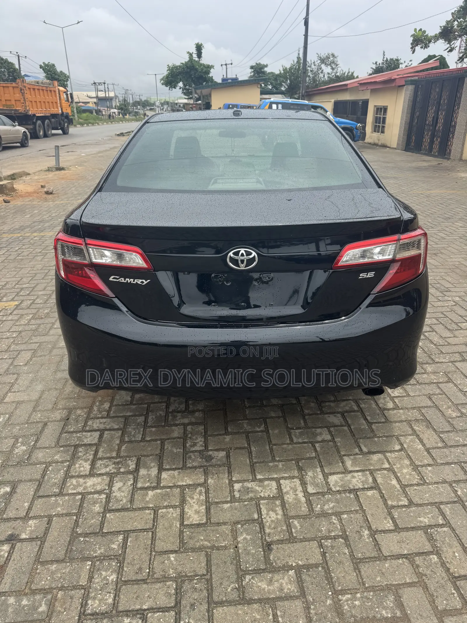 Toyota Camry SE 4dr Sedan (2.5L 4cyl 6A) 2013 Black