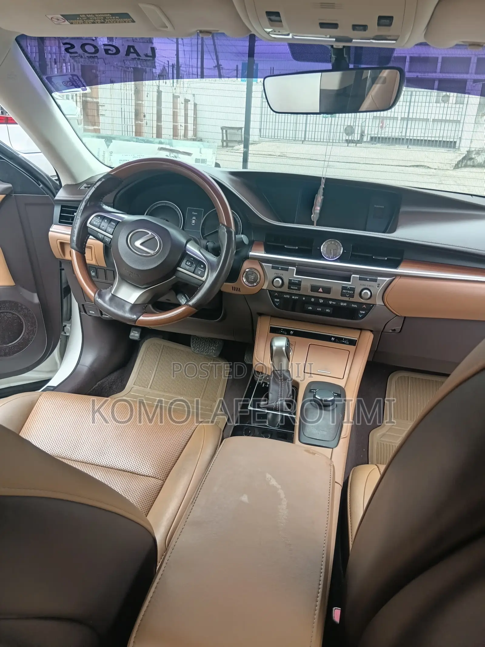 Lexus ES 350 FWD 2016 White