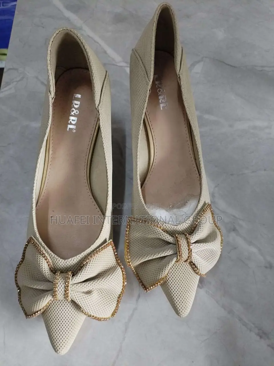 Beige Pointed Toe Kitten Heel With Bow