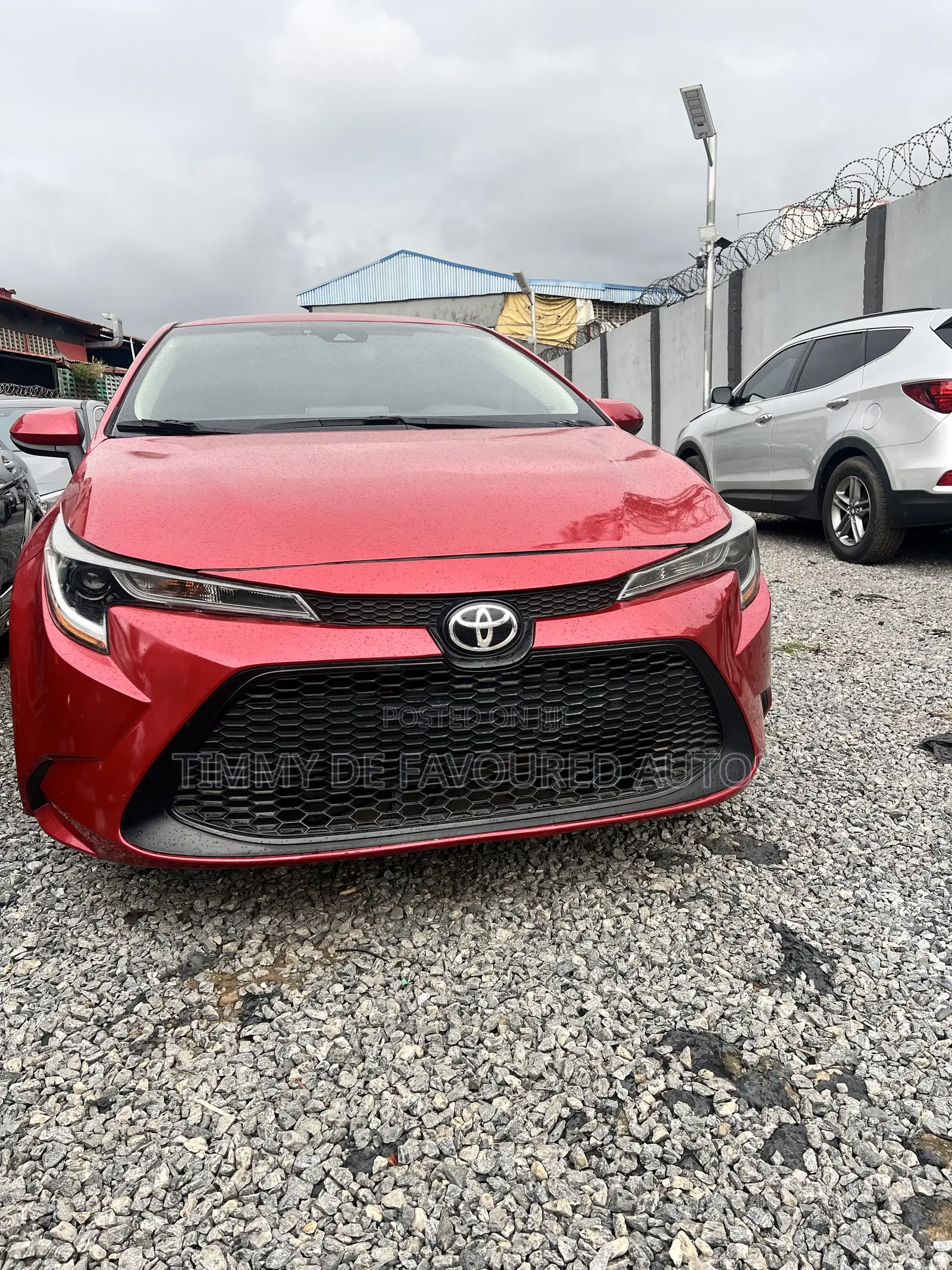 Toyota Corolla LE Eco (1.8L 4cyl 2A) 2019 Red