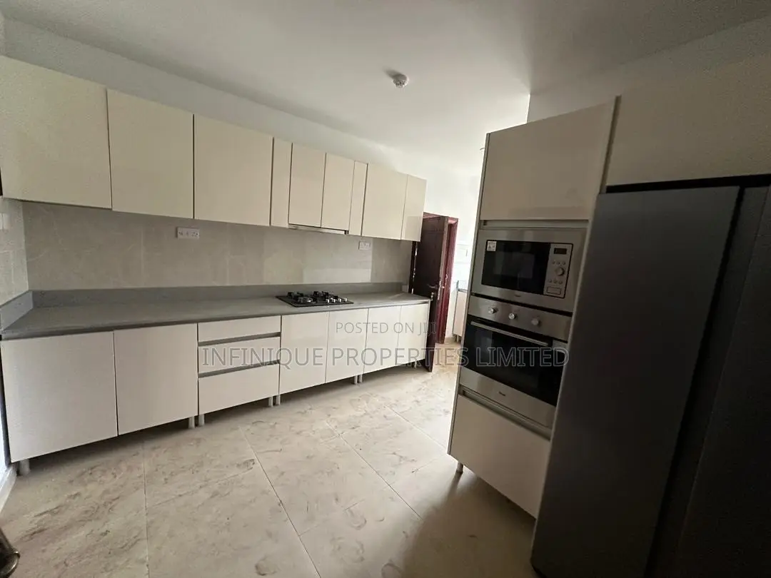 4bdrm Apartment in Ikoyi for rent
