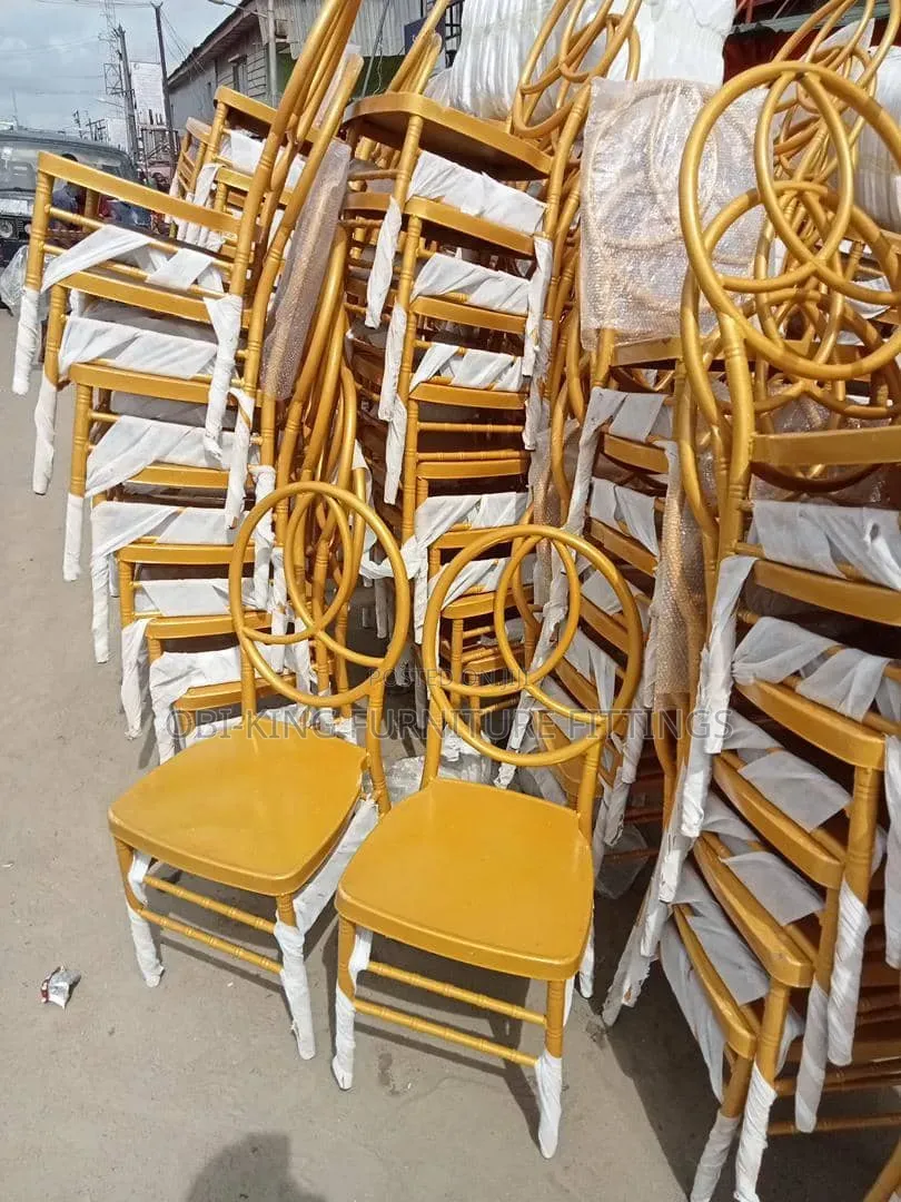 Classic Quality Dior Round Back Event Chair
