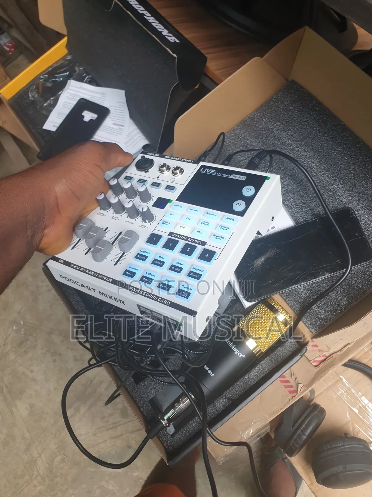Complete SN-800 and Mic for High Quality Podcast