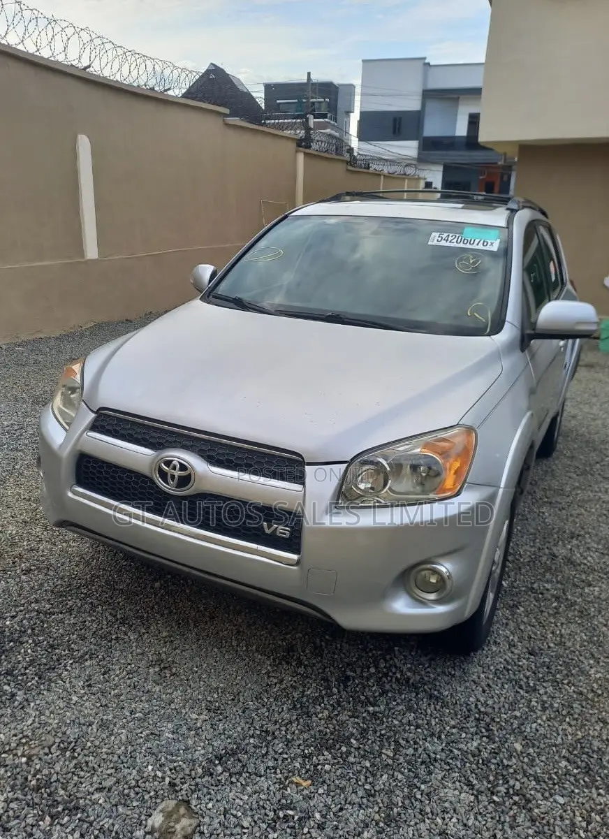 Toyota RAV4 Limited V6 2009 Silver