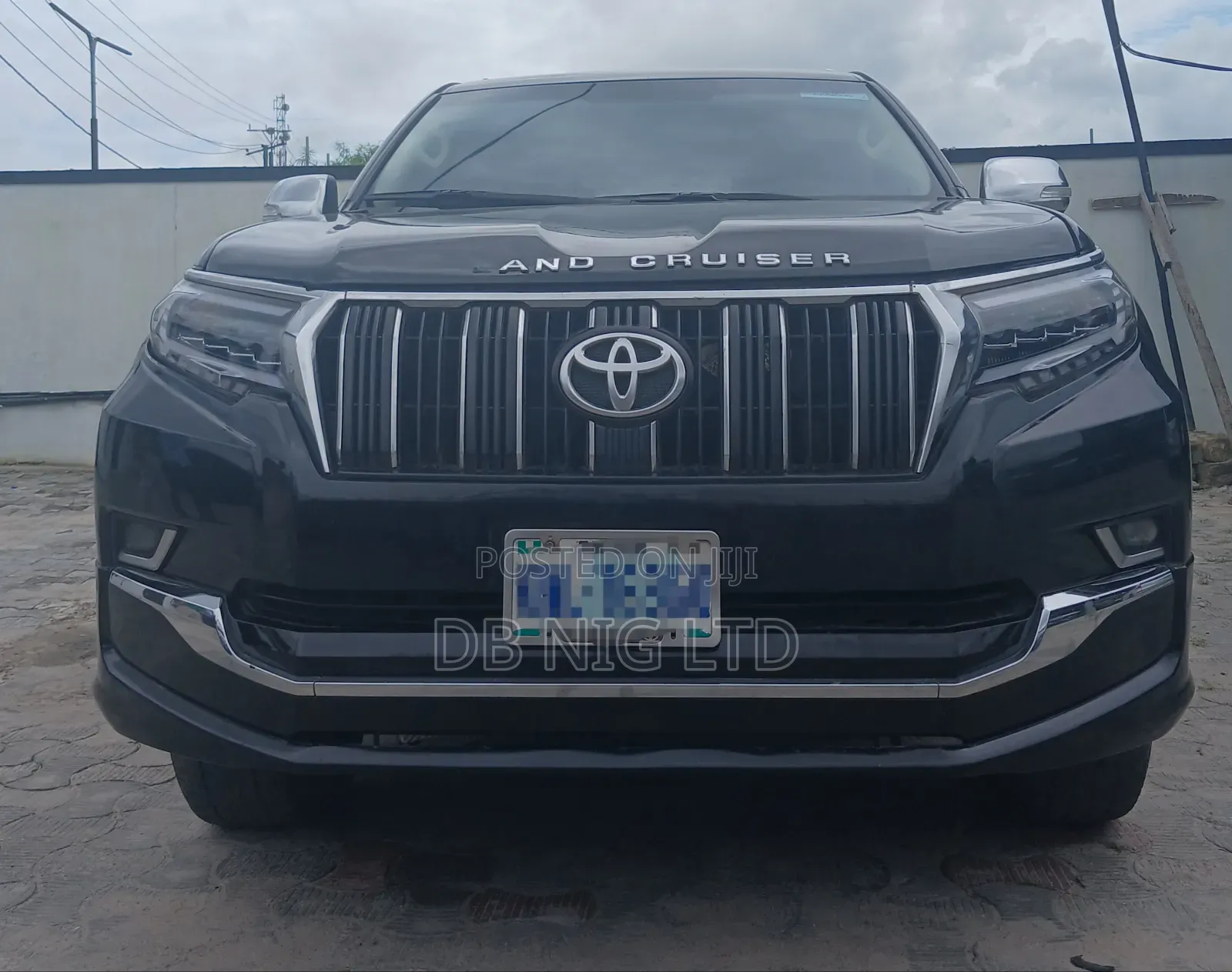 Toyota Land Cruiser 4.0 V6 DLX 2013 Black