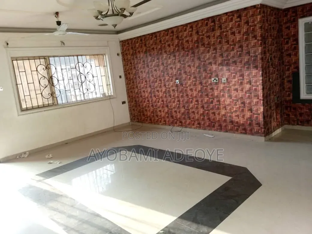 3bdrm Apartment in Sangotedo for rent
