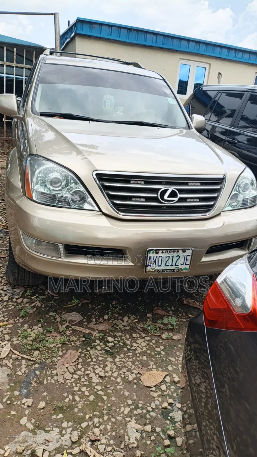Lexus GX 470 2004 Gold