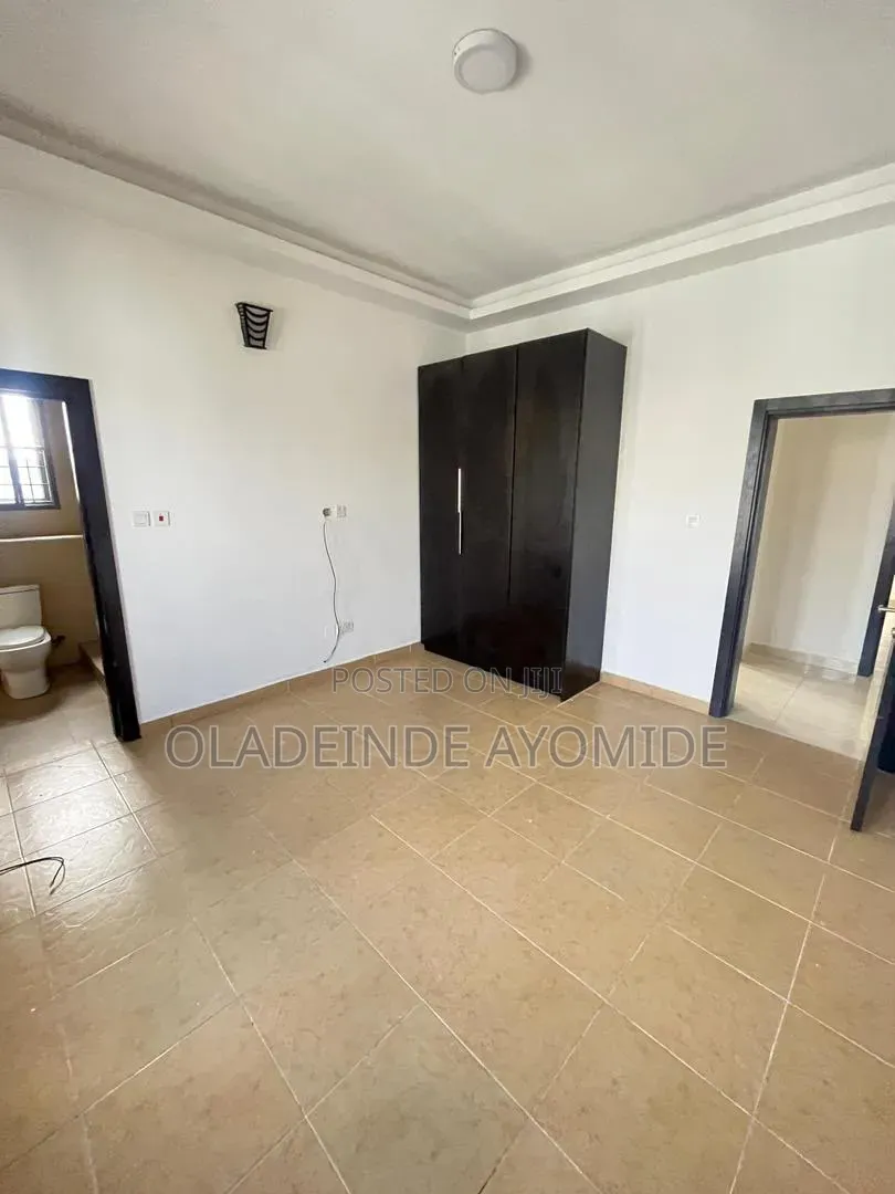 3bdrm Apartment in Oral Estate, Ikota for rent