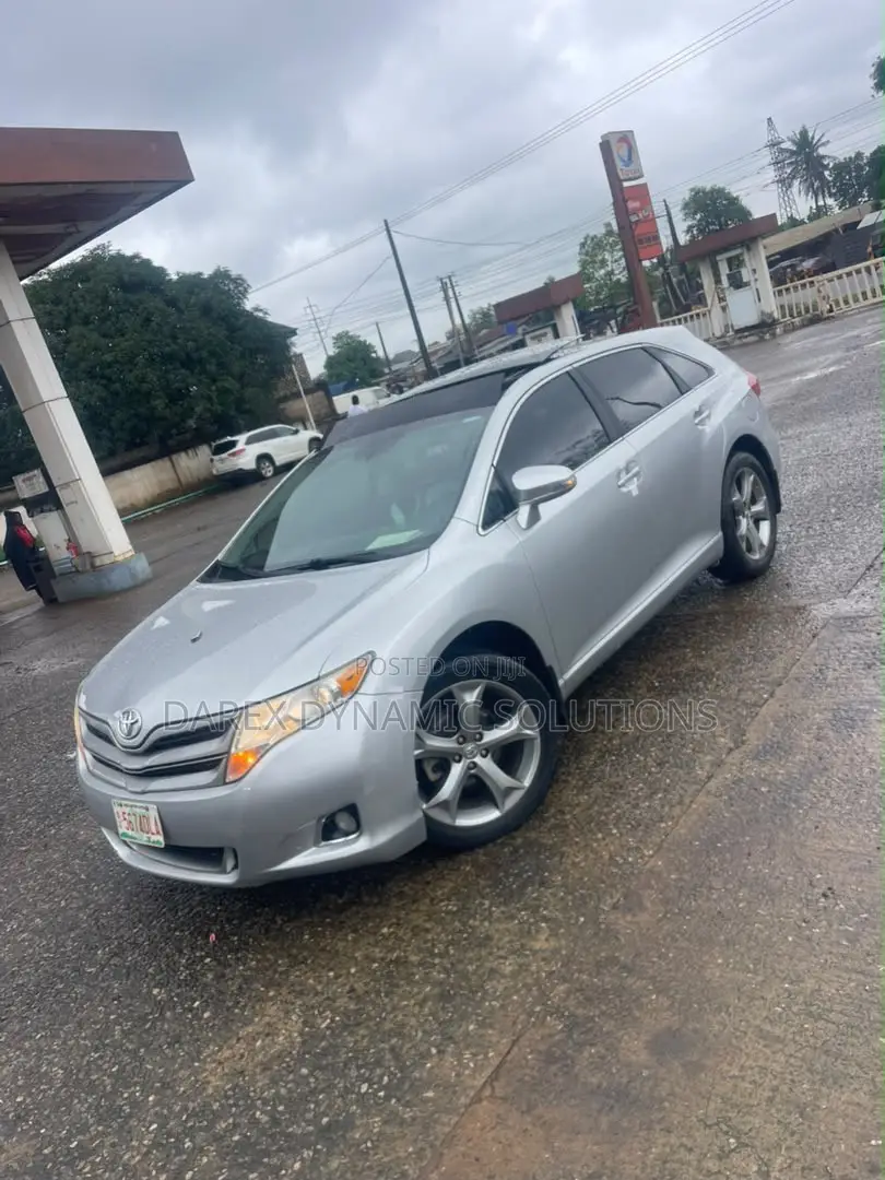 Toyota Venza XLE AWD V6 2013 Silver