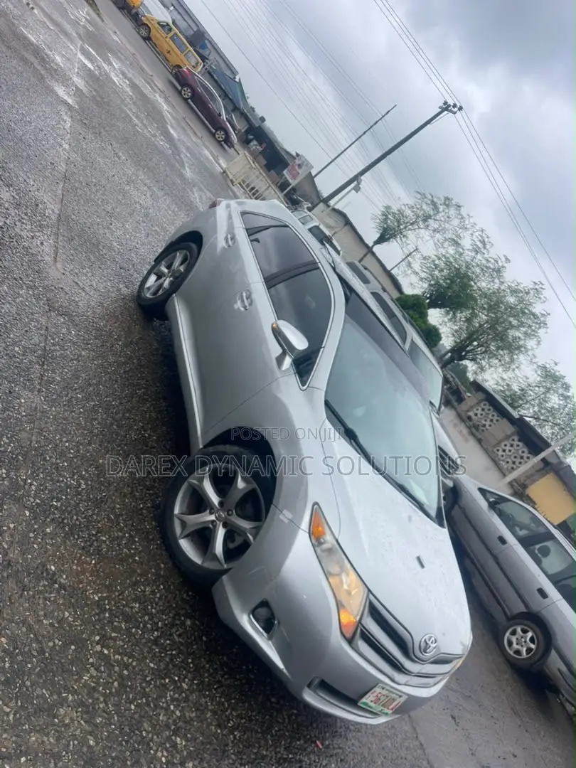 Toyota Venza XLE AWD V6 2013 Silver