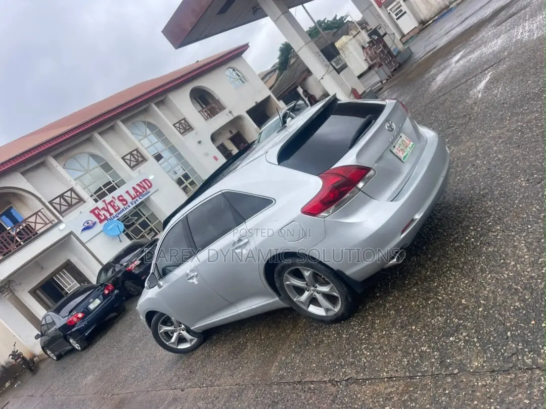 Toyota Venza XLE AWD V6 2013 Silver