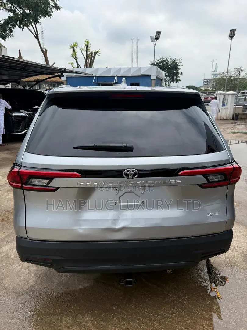 Toyota Grand Highlander 2026 Silver