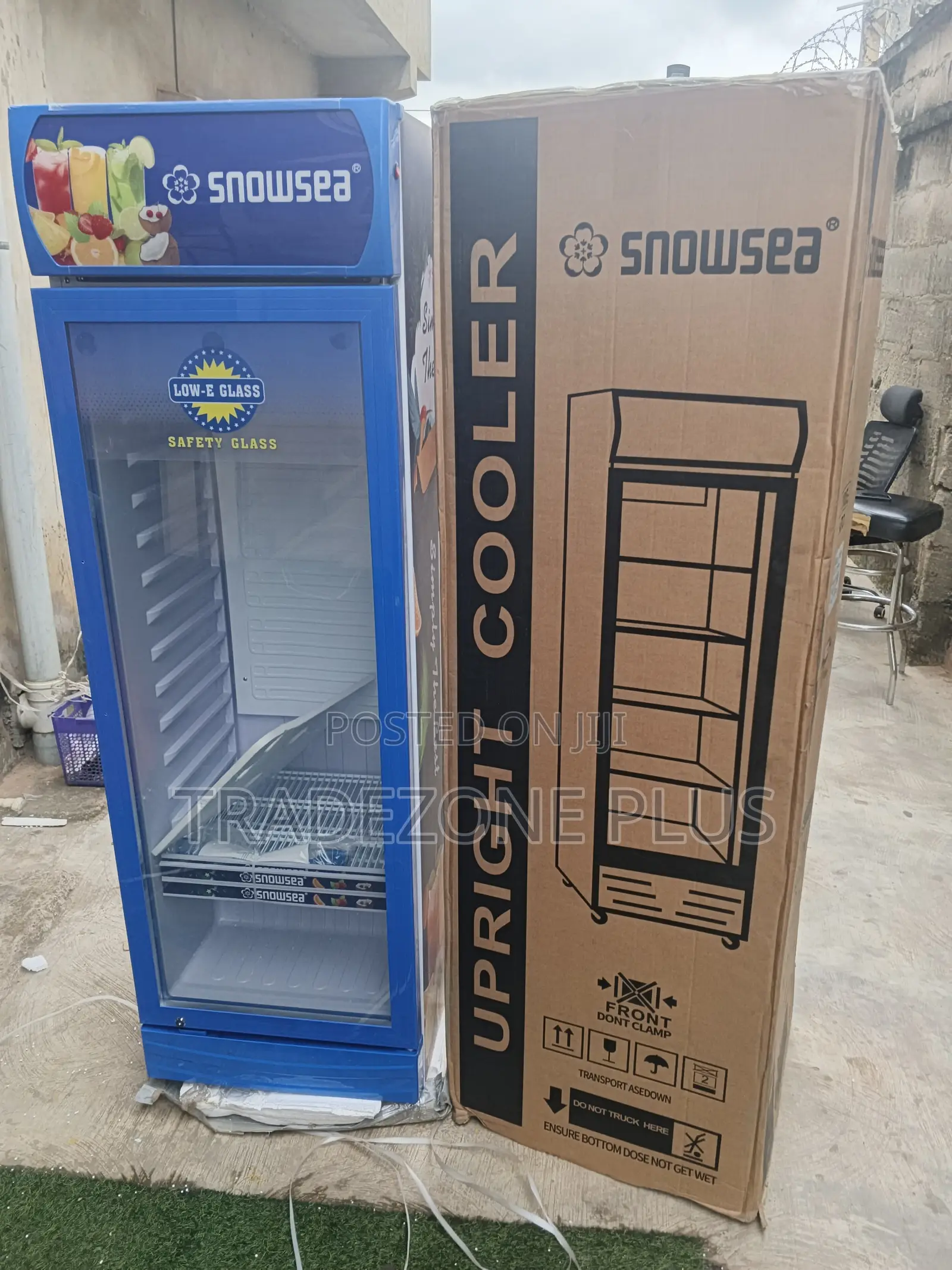 Upright Snowsea Cooler for Businesses