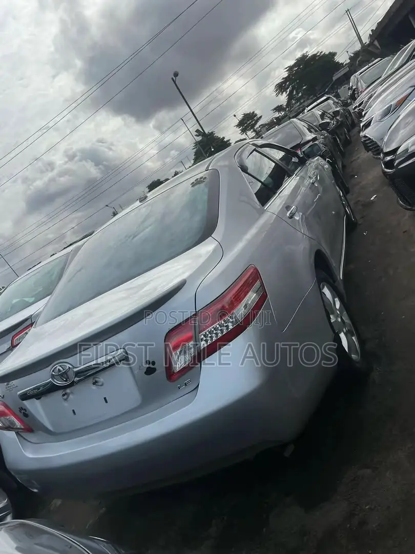 Toyota Camry LE 4dr Sedan (2.4L 4cyl 5A) 2008 White