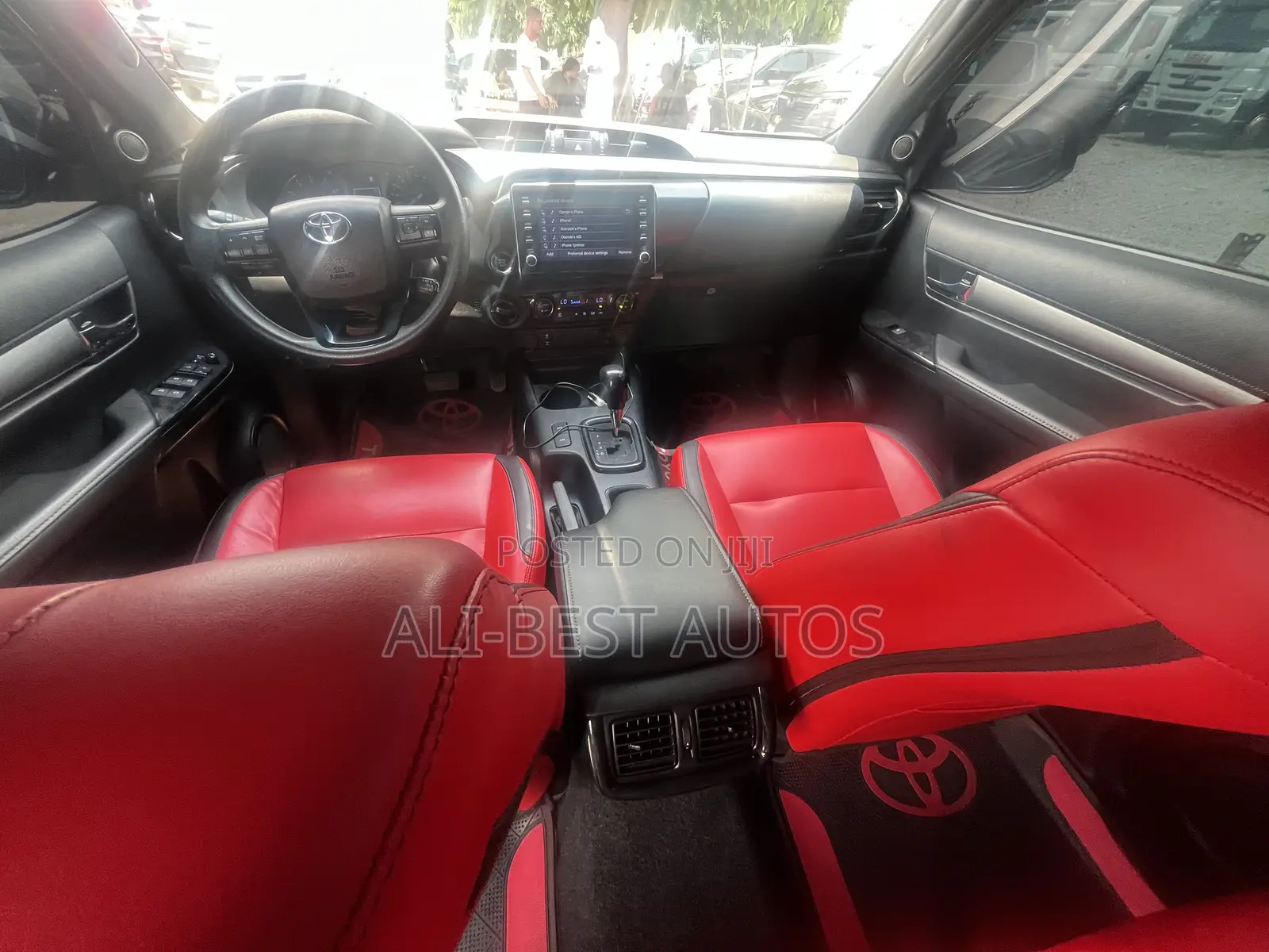 Toyota Hilux 2023 Black