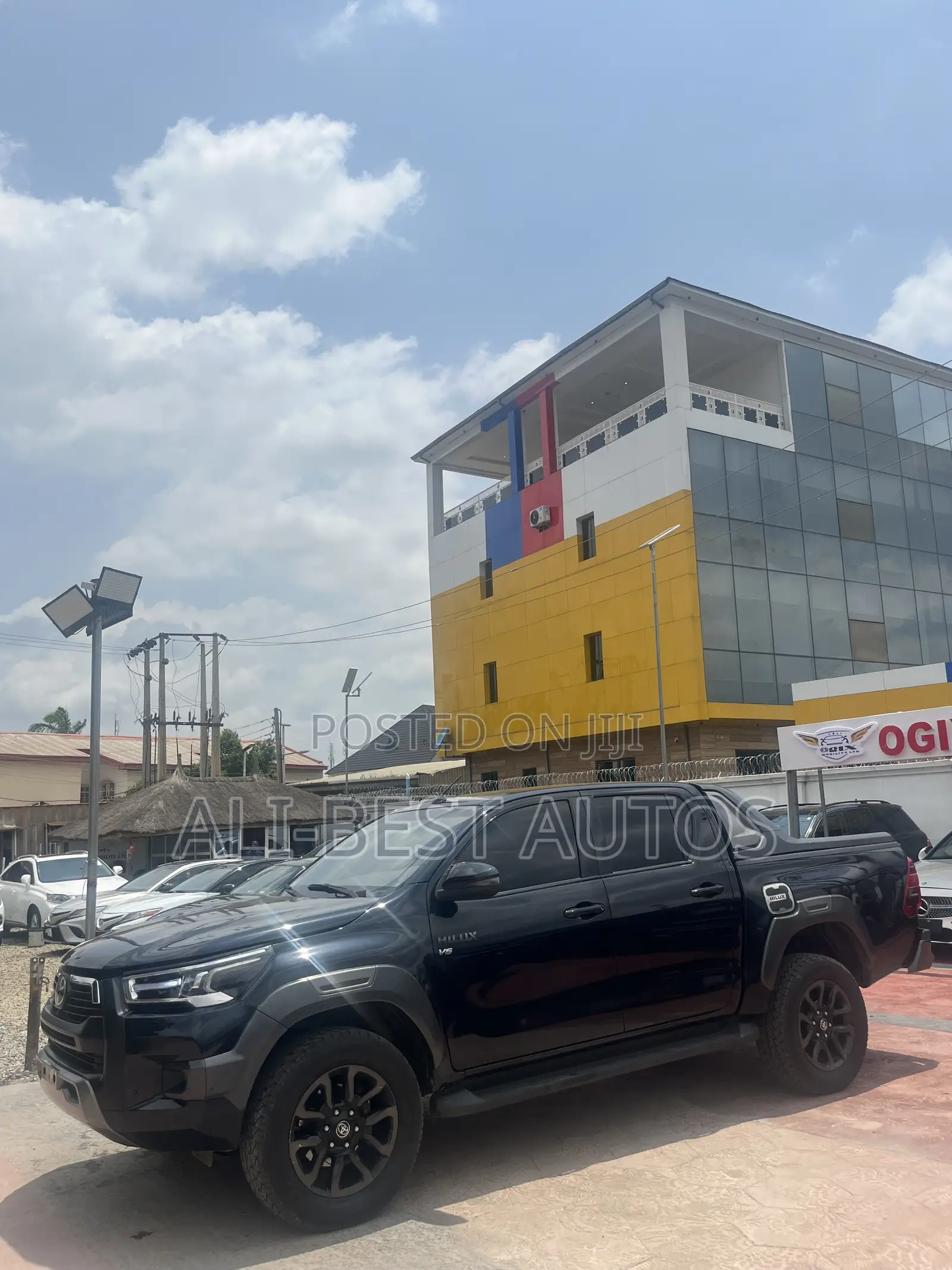 Toyota Hilux 2023 Black