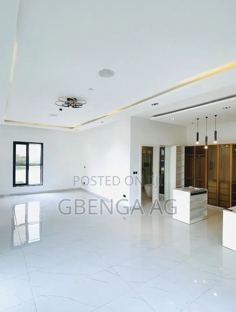 Furnished 6bdrm Duplex in Chevron Lekki Lagos for sale