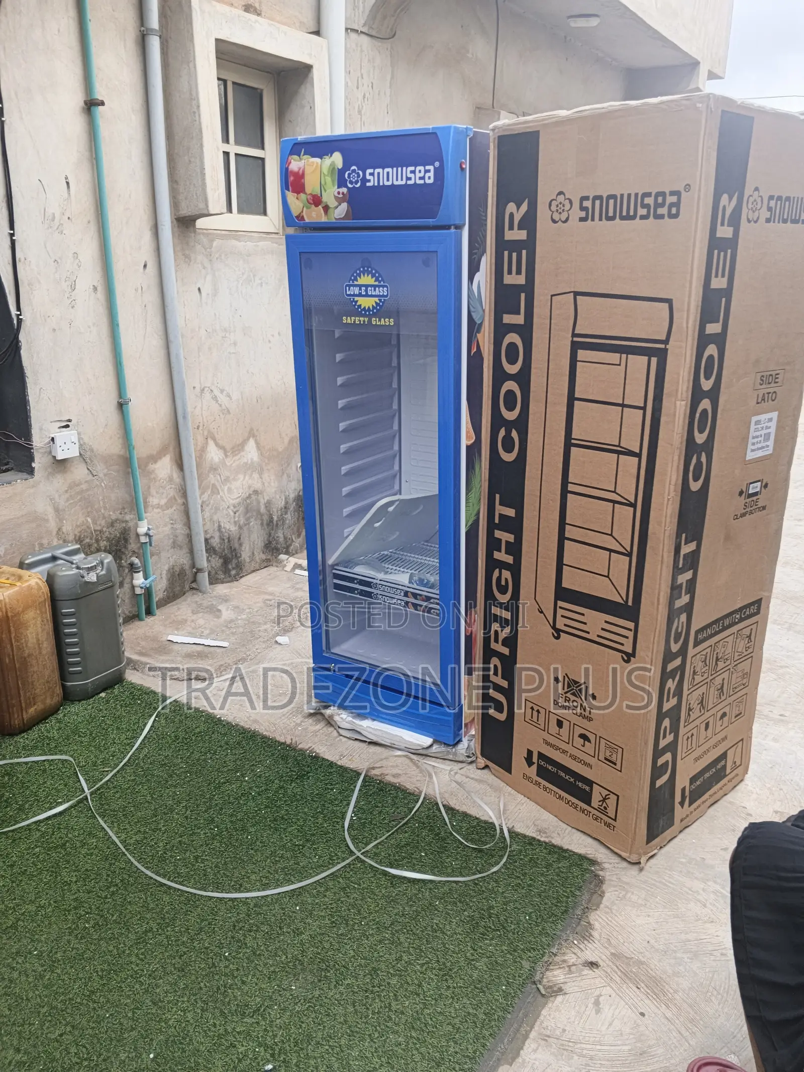 Snowsea Commercial Cold Drinks Upright Cooler