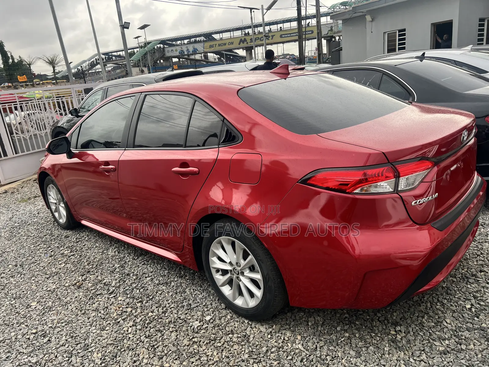 Toyota Corolla LE Eco (1.8L 4cyl 2A) 2019 Red