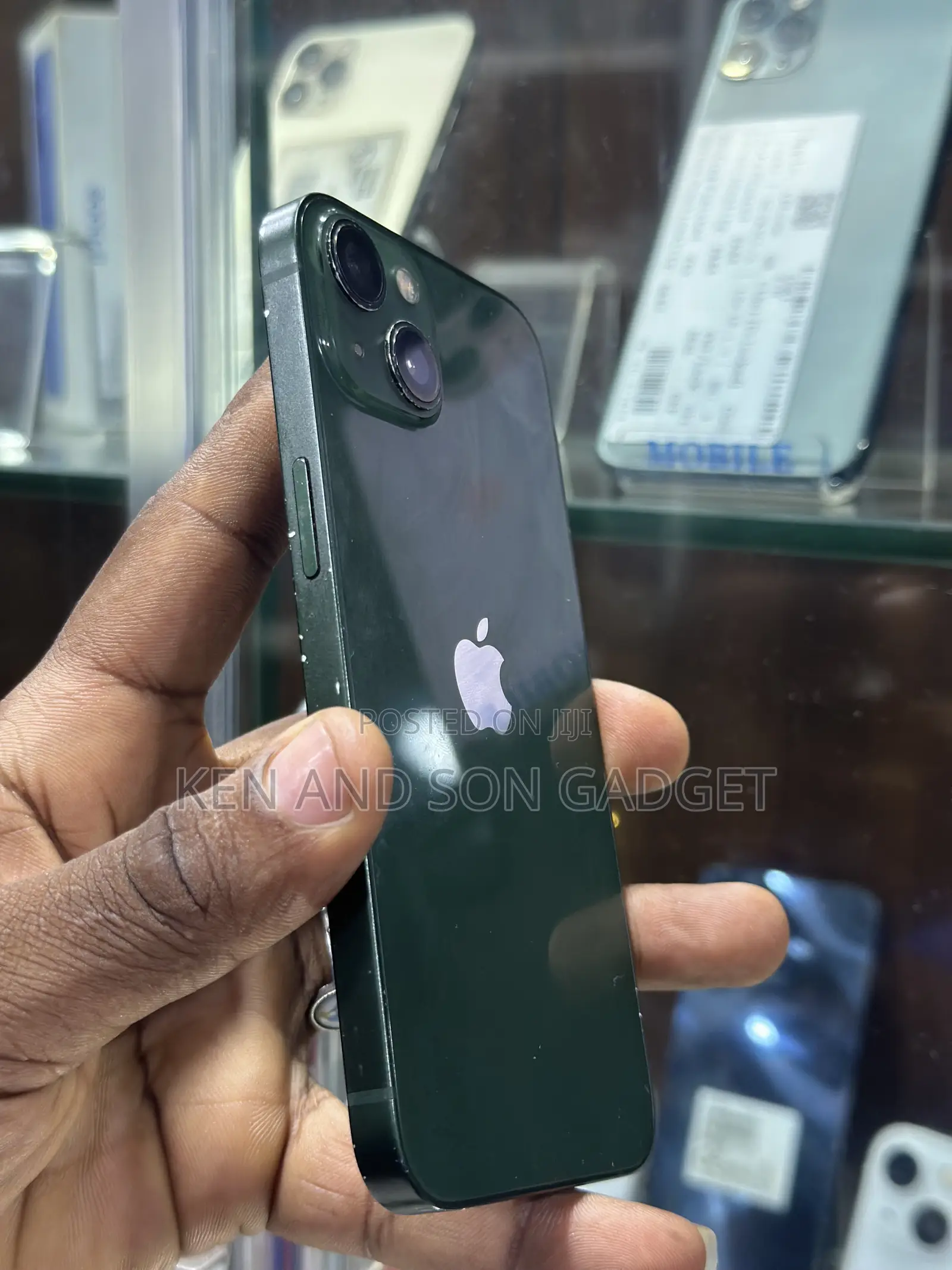 Apple iPhone 13 128 GB Green