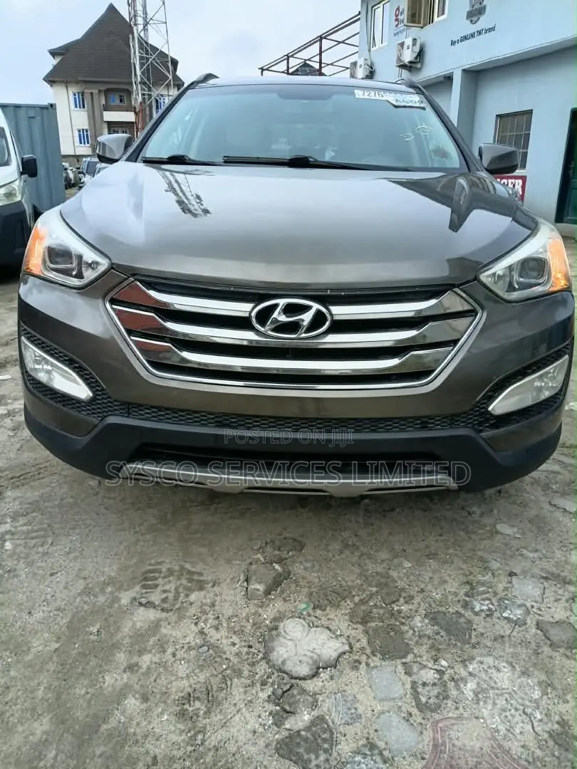 Hyundai Santa Fe 2014 Gray