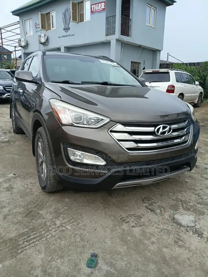 Hyundai Santa Fe 2014 Gray