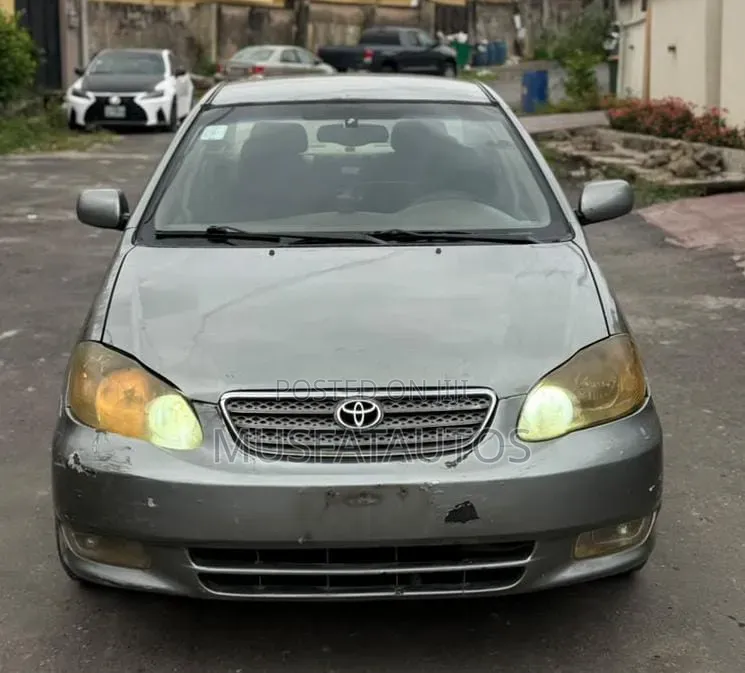 Toyota Corolla 2003 Gray