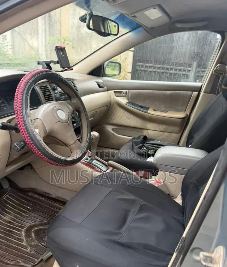 Toyota Corolla 2003 Gray