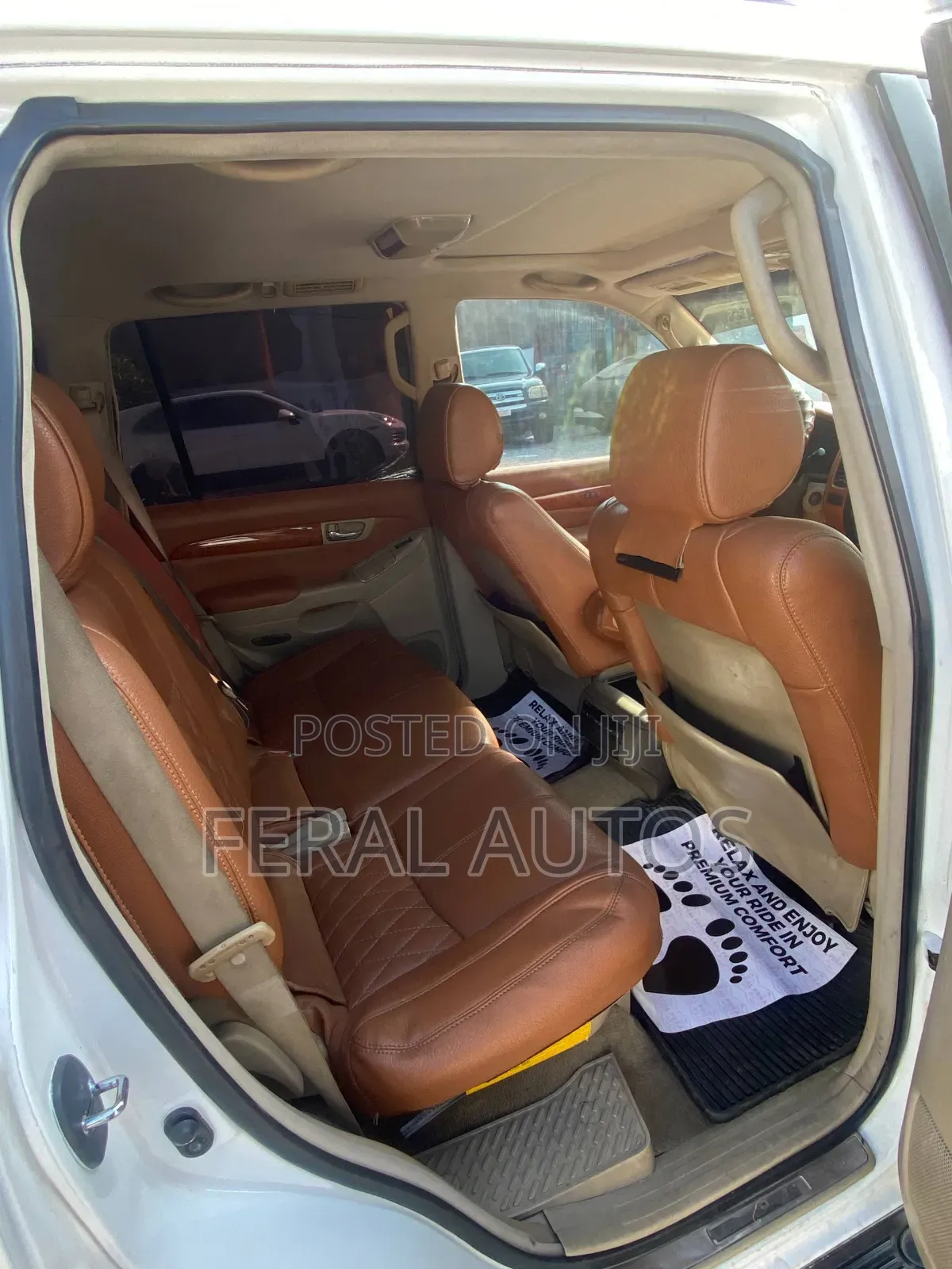 Toyota Land Cruiser Prado 2013 White