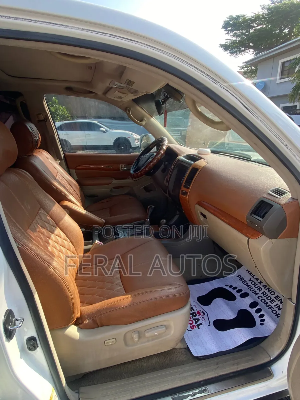 Toyota Land Cruiser Prado 2013 White
