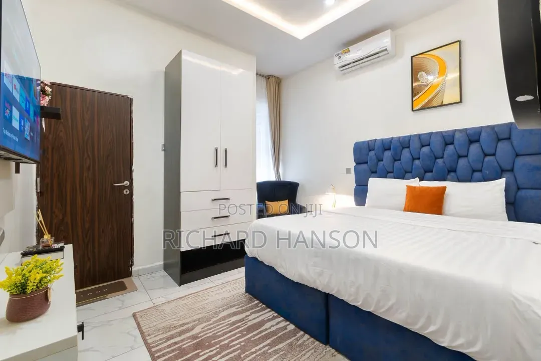 Furnished 4bdrm Duplex in Secured, Chevron for rent