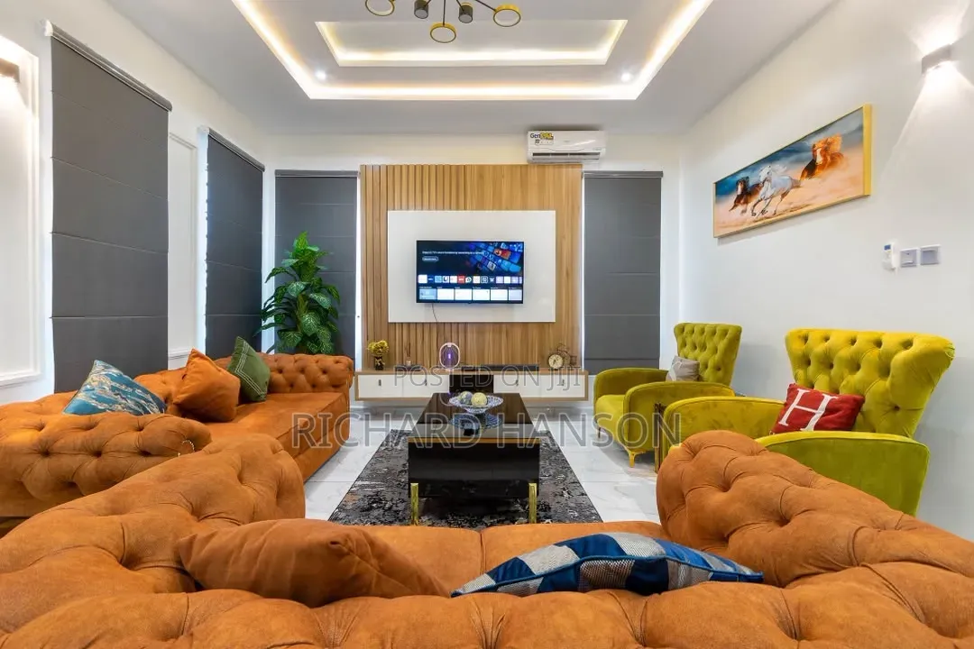 Furnished 4bdrm Duplex in Secured, Chevron for rent