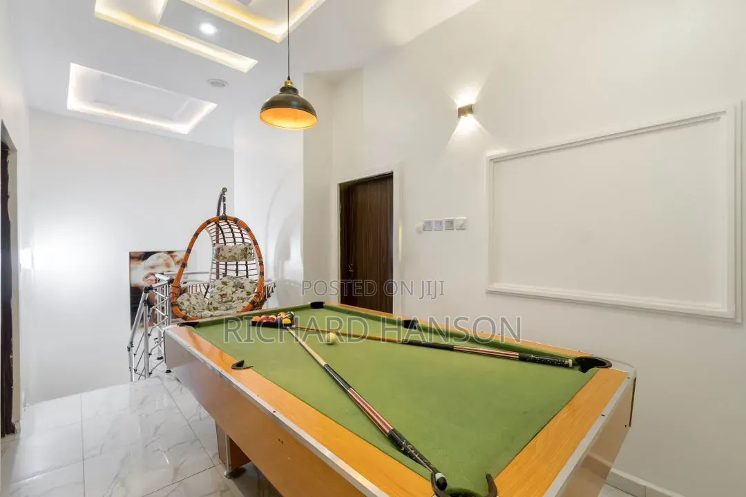 Furnished 4bdrm Duplex in Secured, Chevron for rent