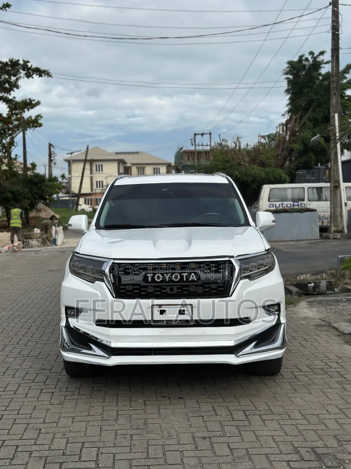 Toyota Land Cruiser Prado 2015 White
