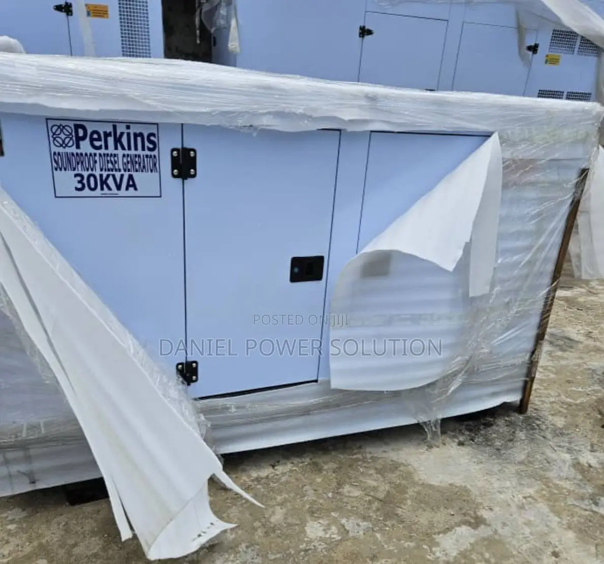 30kva Perkins Sp-30 Soundproof Diesel Generator