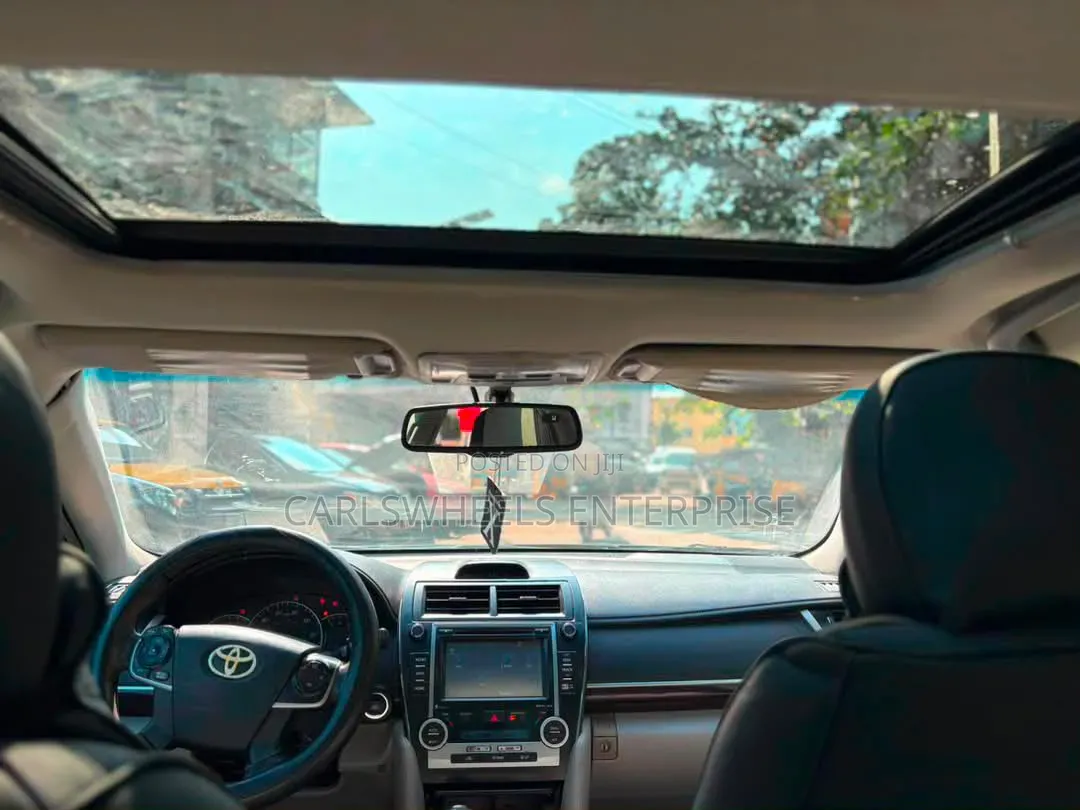 Toyota Camry XLE 4dr Sedan (2.5L 4cyl 6A) 2014 Teal