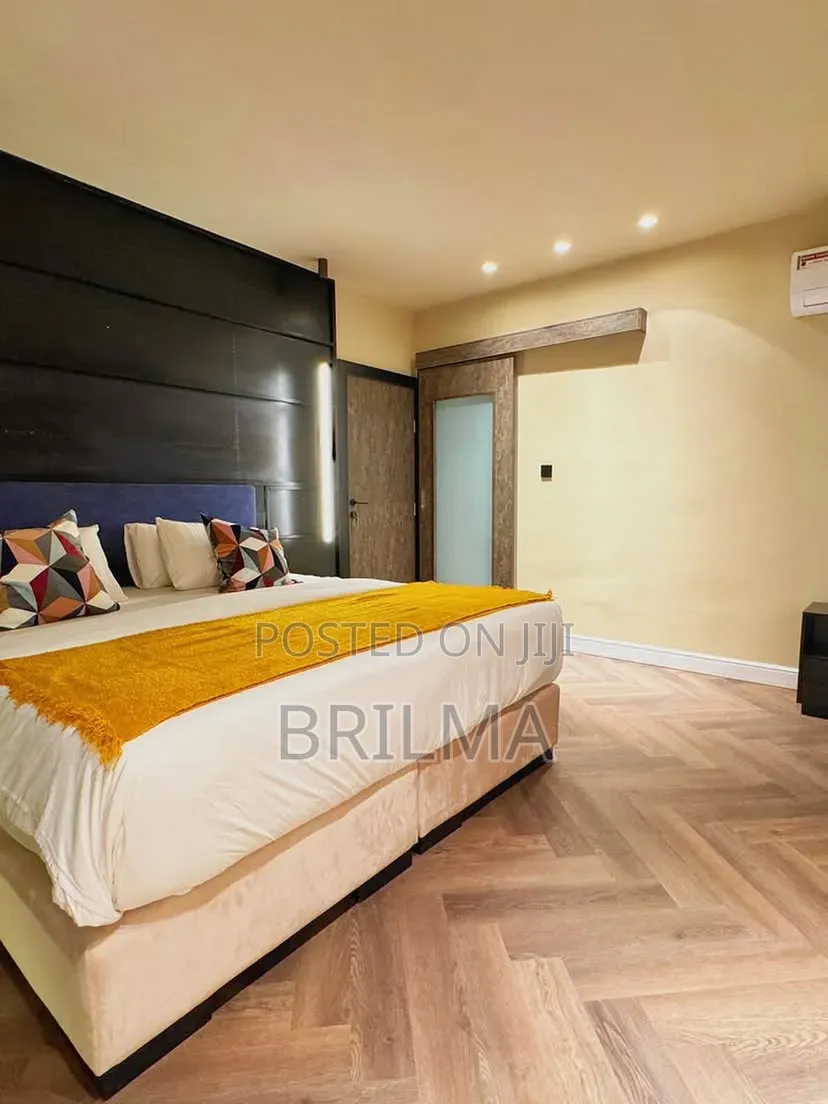 2bdrm Apartment in Wuse 2 for sale