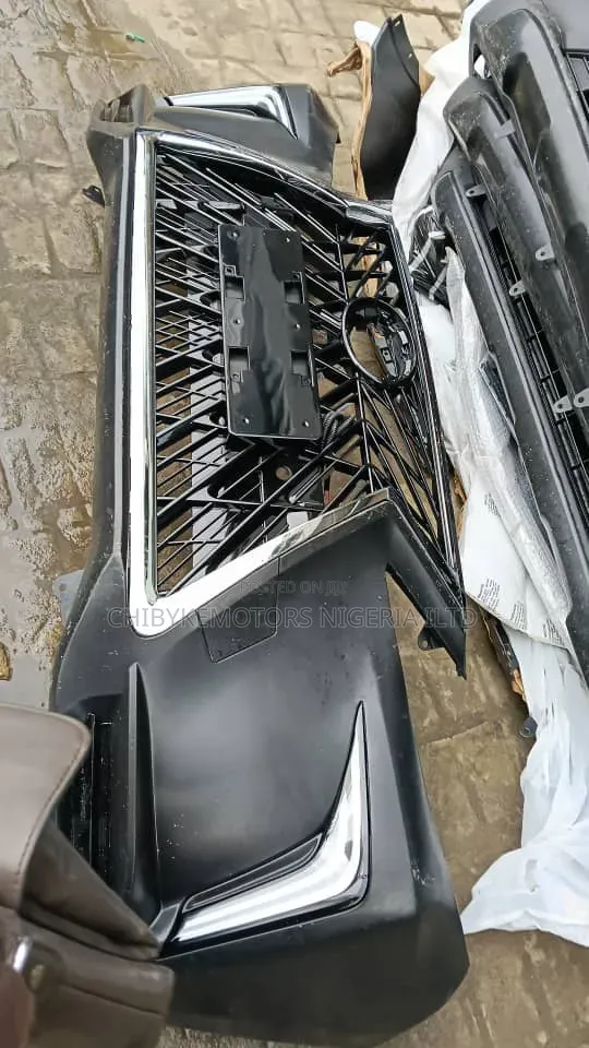 Complete Front Bumper Lexus Rx350 LX Face