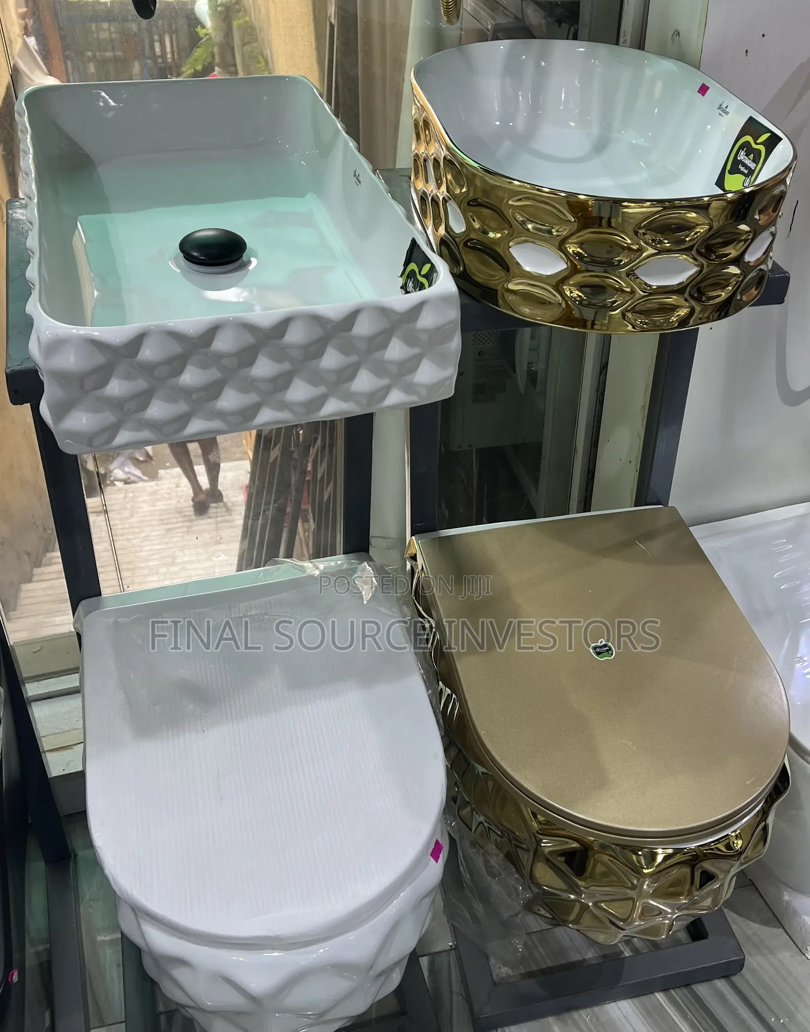 Luxurious Wall Hung WC and Basin