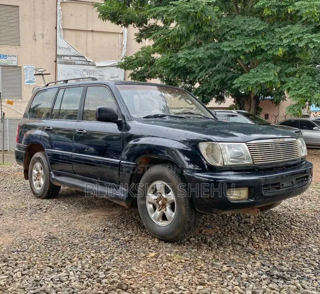 Toyota Land Cruiser 2006 Black