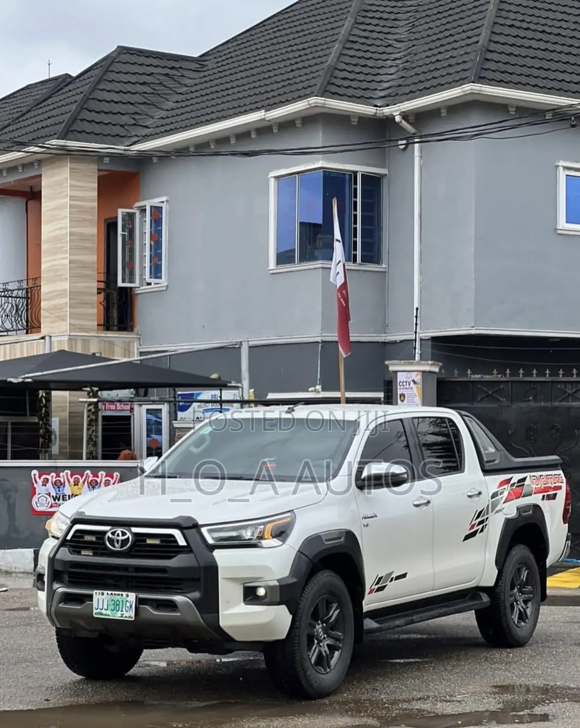 Toyota Hilux 2021 White