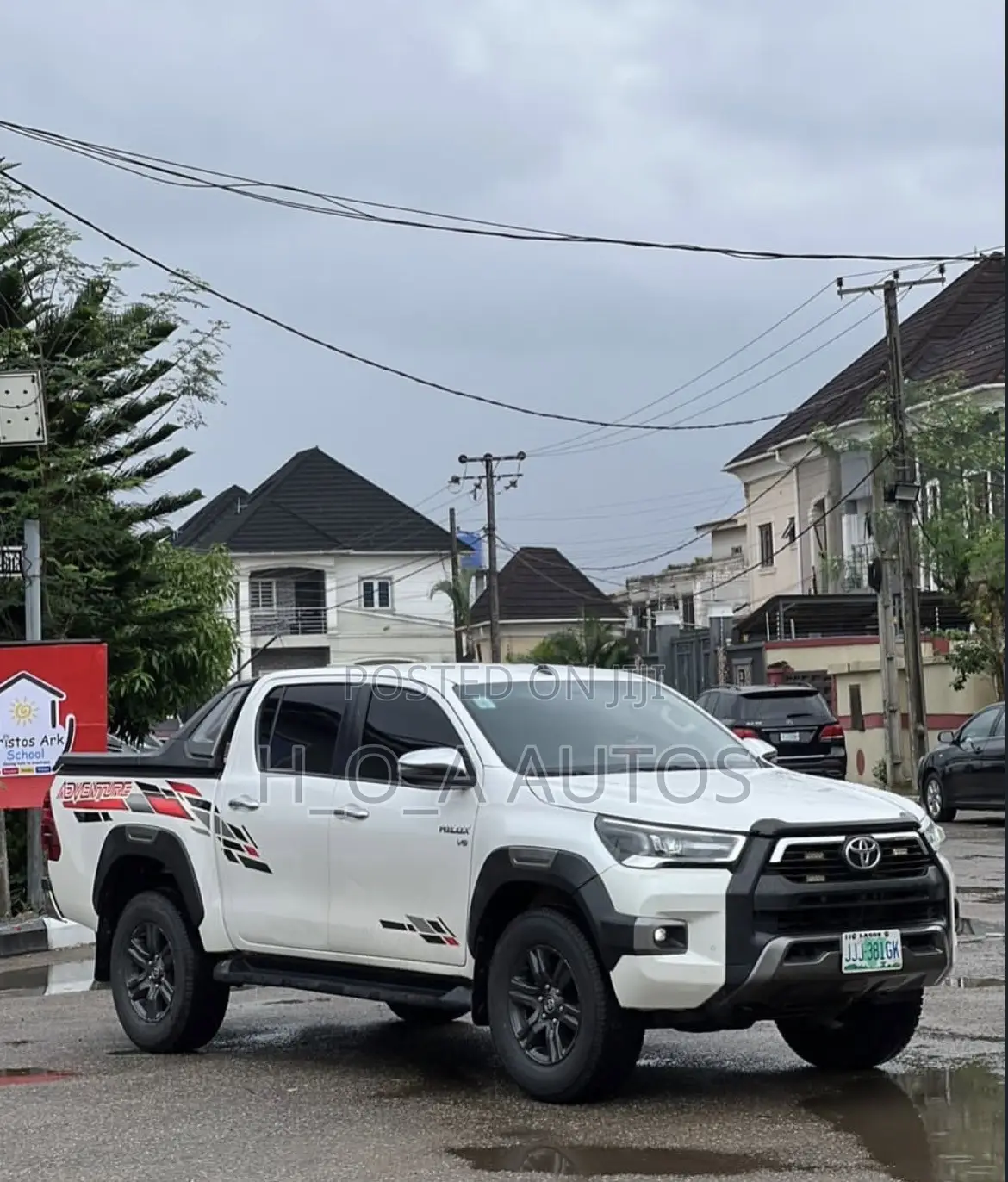 Toyota Hilux 2021 White