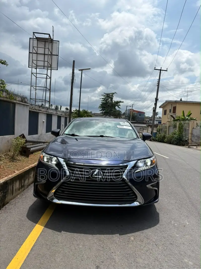 Lexus ES 350 FWD 2016 Blue